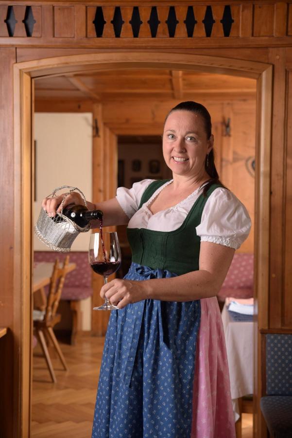 Gasthaus Kreuz Schruns Екстериор снимка
