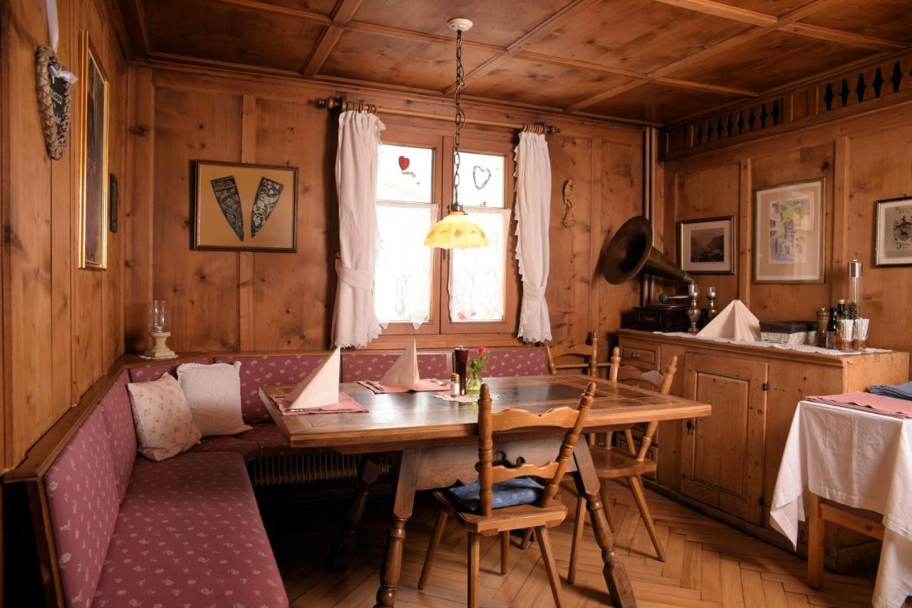 Gasthaus Kreuz Schruns Екстериор снимка
